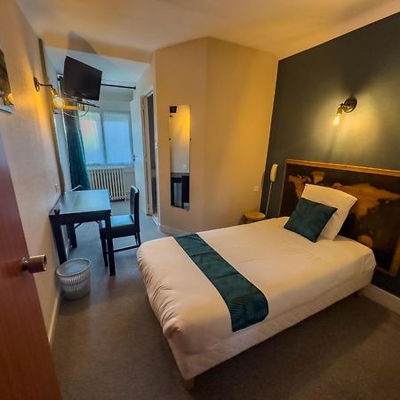 Logis Hotel Restaurant Des Voyageurs Tarnac エクステリア 写真