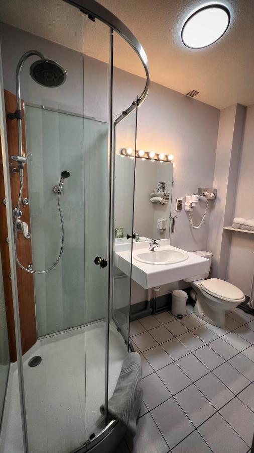 Logis Hotel Restaurant Des Voyageurs Tarnac エクステリア 写真