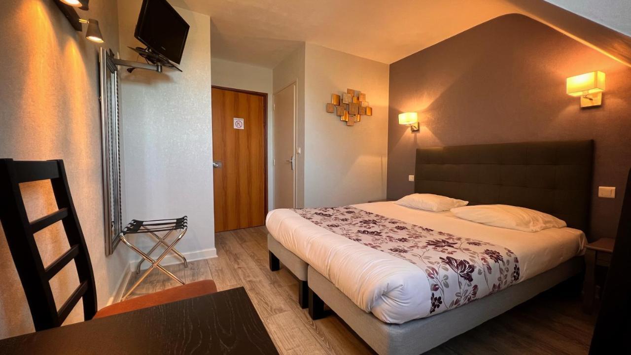 Logis Hotel Restaurant Des Voyageurs Tarnac エクステリア 写真