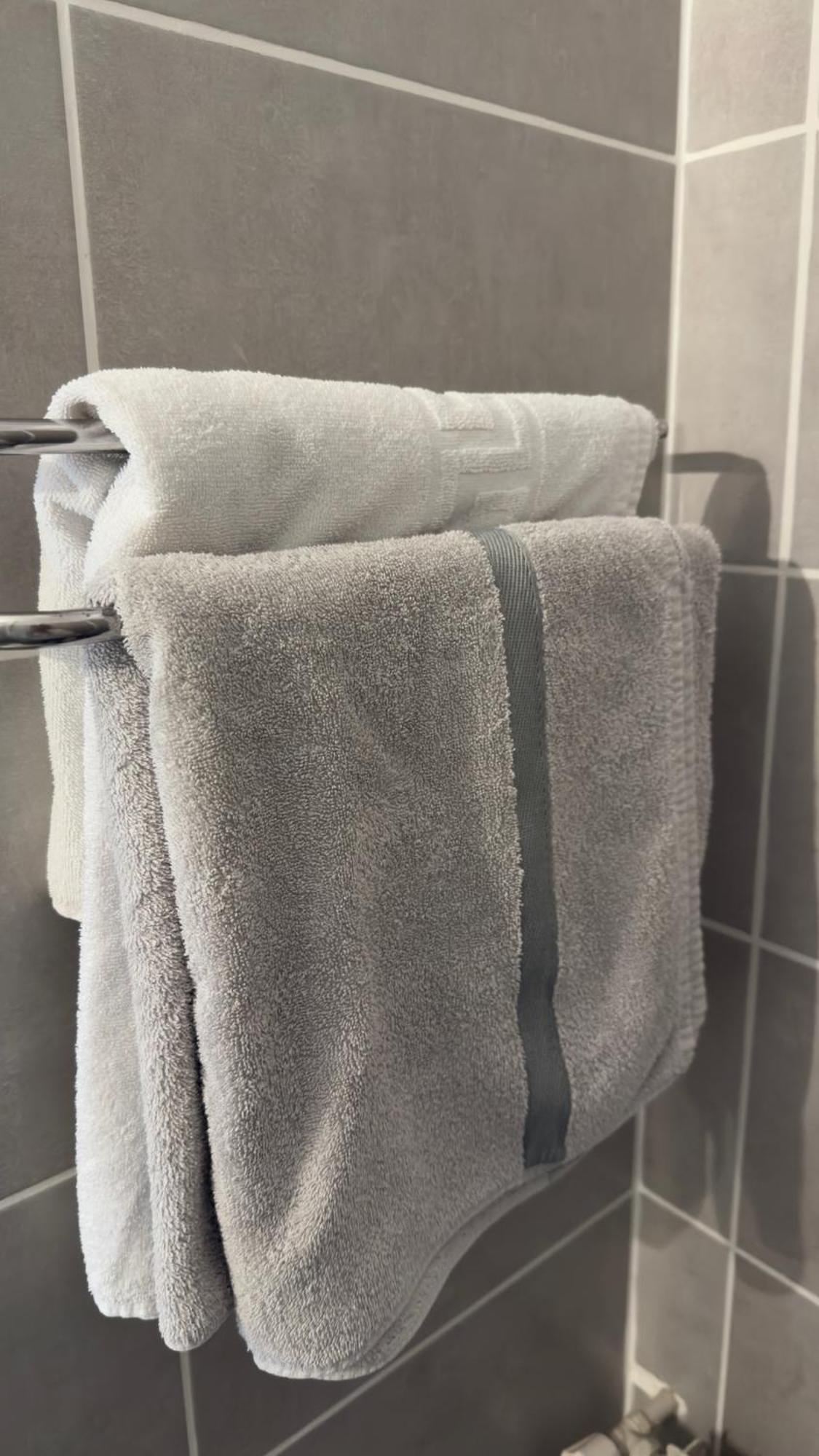 Logis Hotel Restaurant Des Voyageurs Tarnac エクステリア 写真