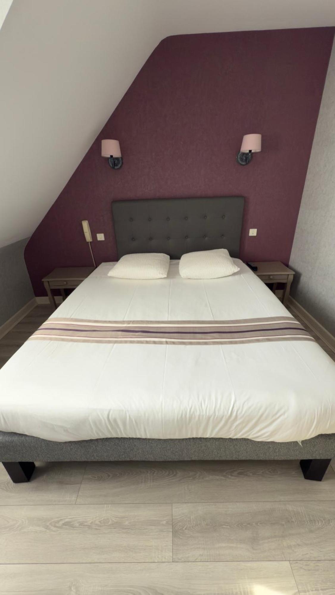 Logis Hotel Restaurant Des Voyageurs Tarnac エクステリア 写真