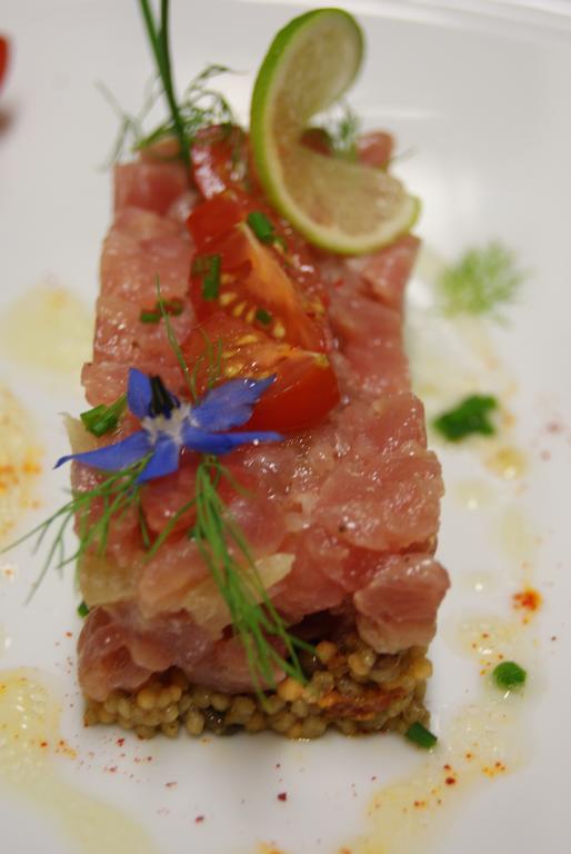 Logis Hotel Restaurant Des Voyageurs Tarnac エクステリア 写真