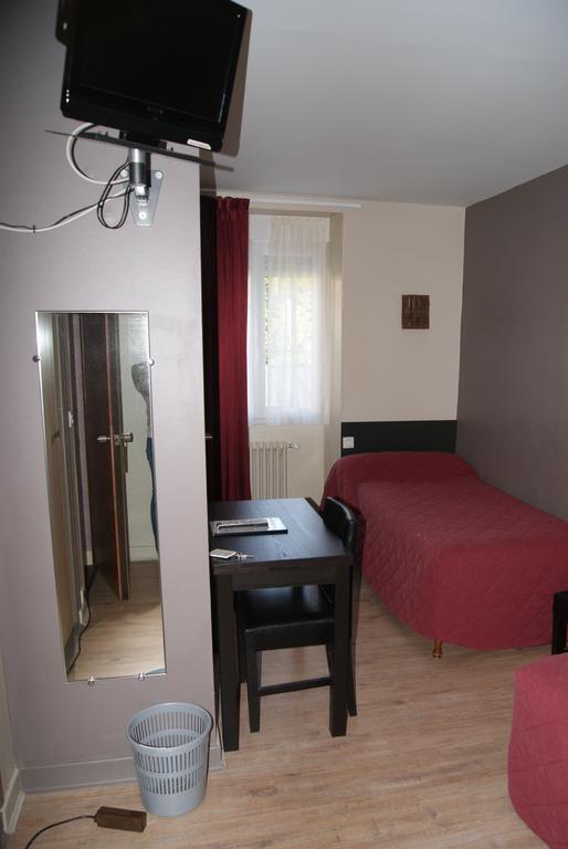 Logis Hotel Restaurant Des Voyageurs Tarnac 部屋 写真
